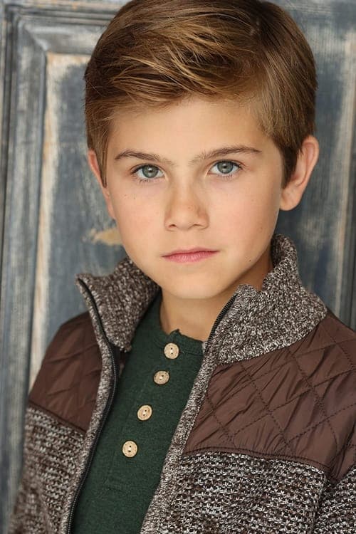 Mason Blomberg headshot