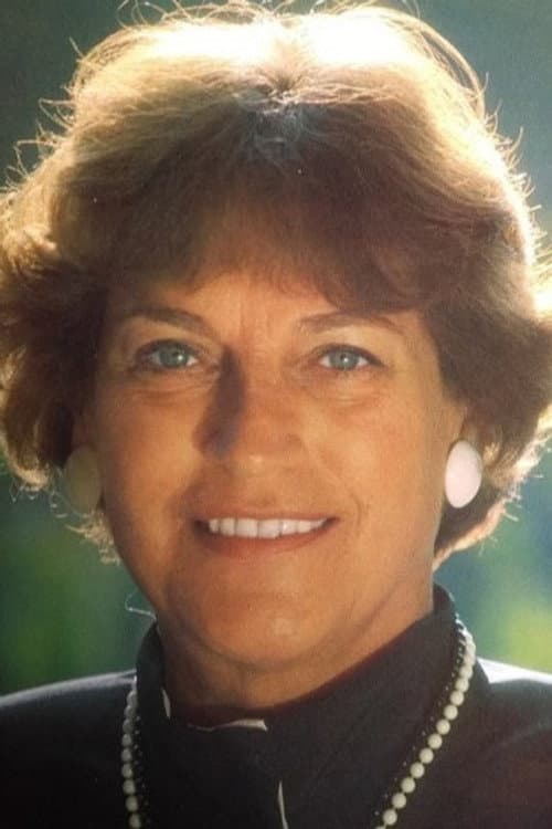 Fini Busch headshot