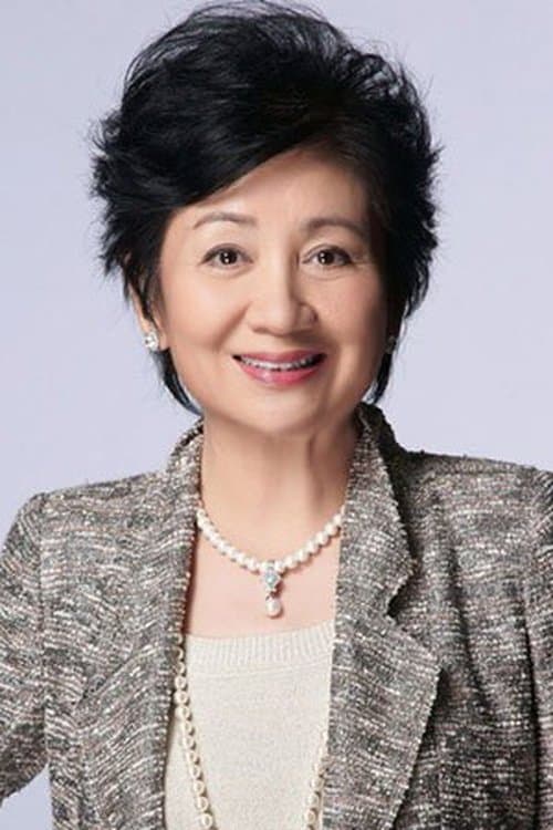 Nina Paw Hei-Ching headshot