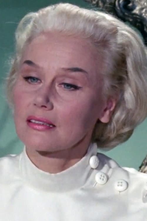 Edith Schneider headshot