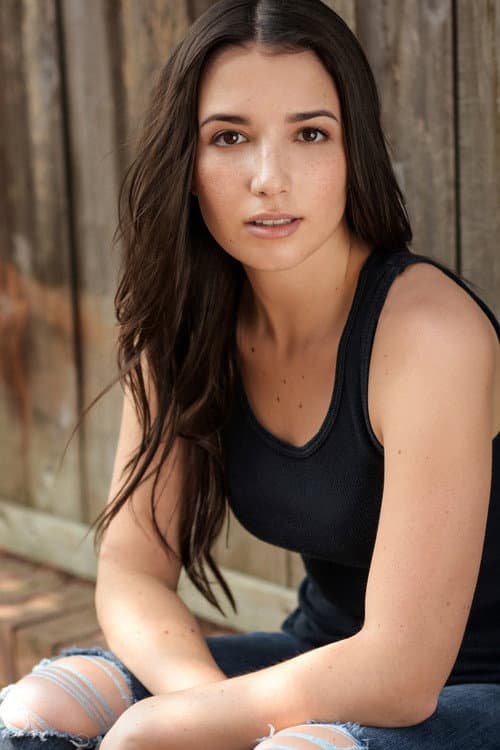 Olivia Steele-Falconer headshot