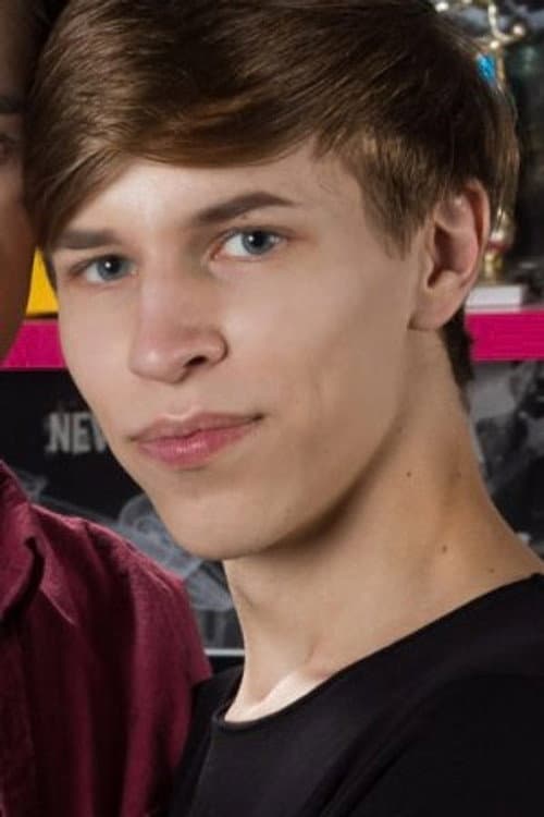 Gabe Isaac headshot