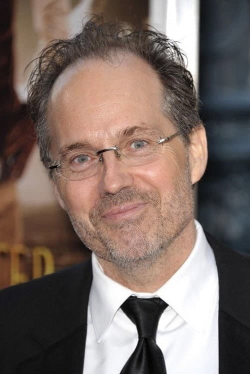 Dean Wright headshot