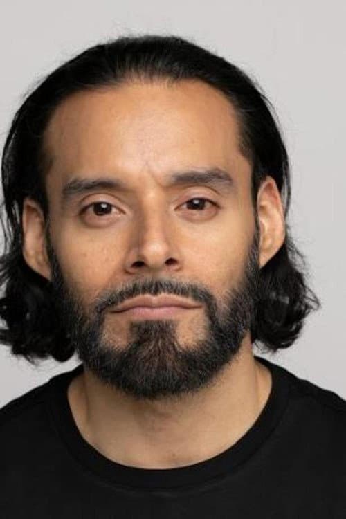 Juan Velasco headshot