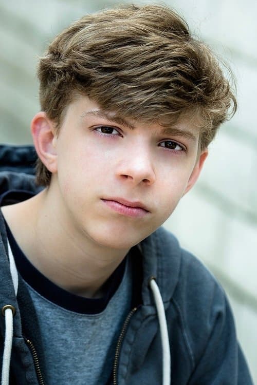 Gabriel Rush headshot