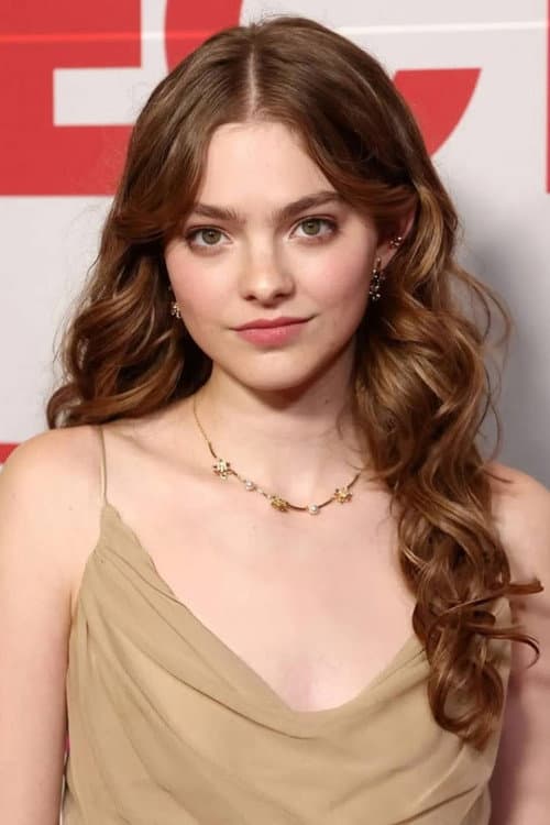 Isabel Myers headshot