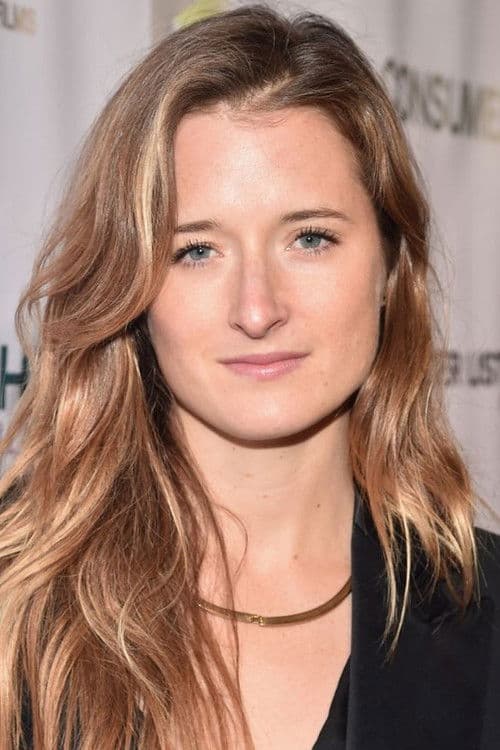 Grace Gummer headshot