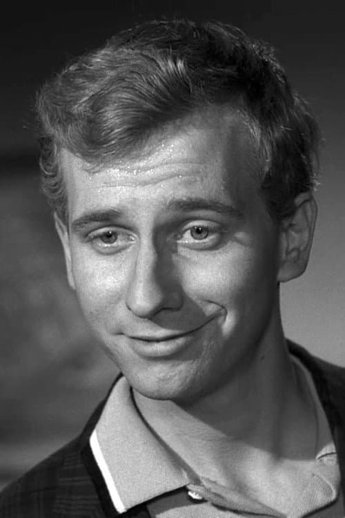 Russell Horton headshot