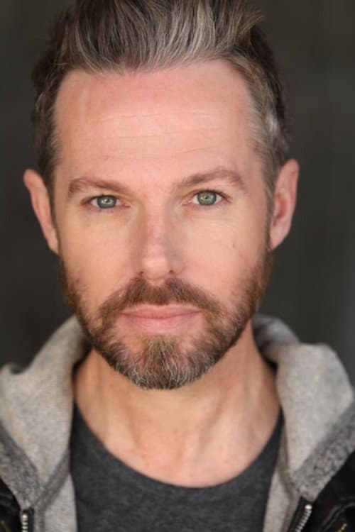 Daniel Rhyder headshot