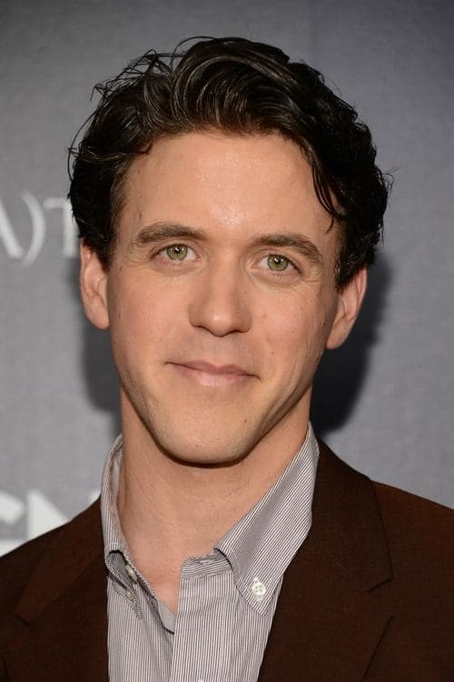 Ashley Zukerman headshot