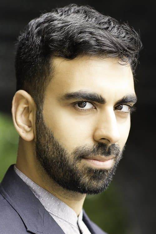 Waleed Akhtar headshot
