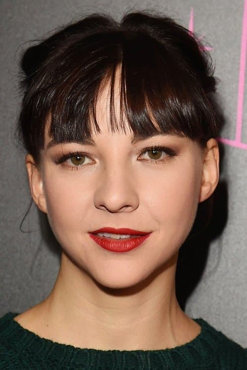 Erin Darke headshot