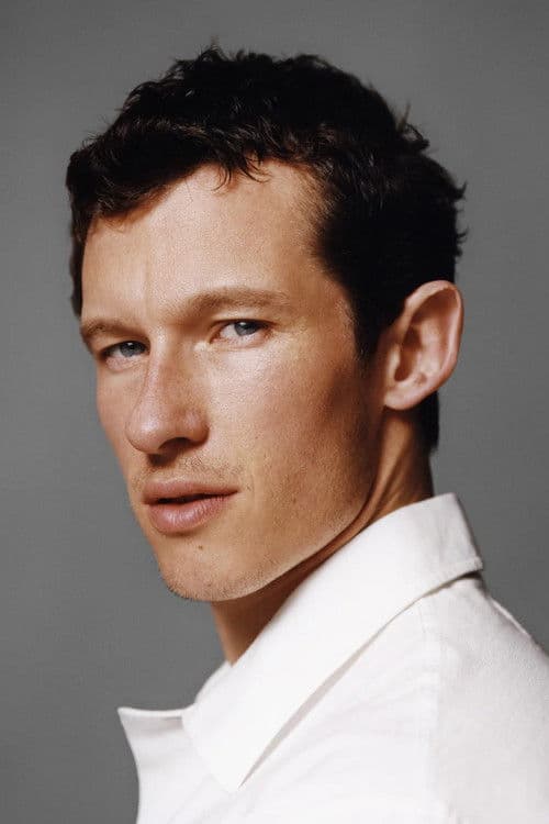 Callum Turner headshot