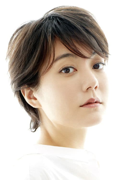 Anne Suzuki headshot
