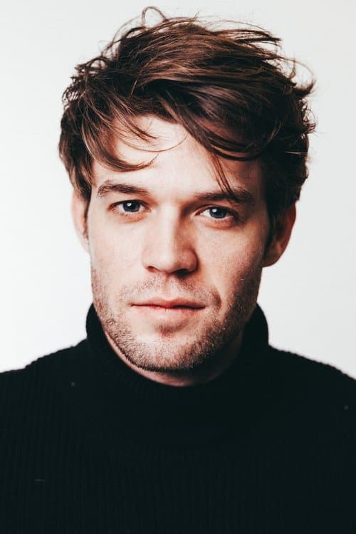 Colin Ford headshot