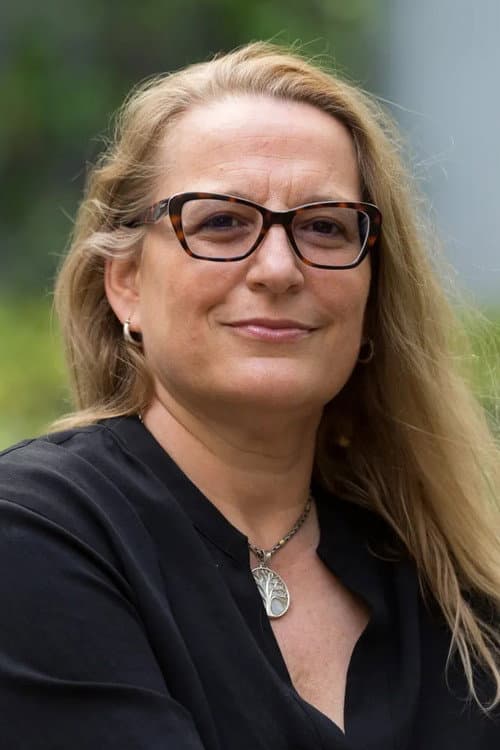 Franca González headshot