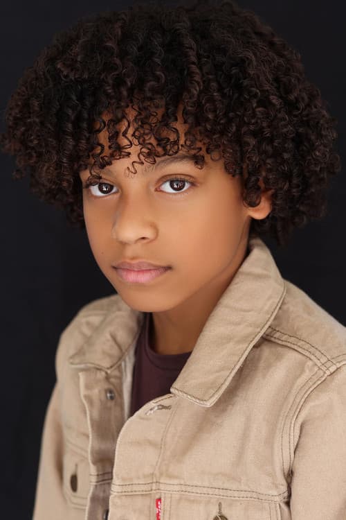 Juliano Krue Valdi headshot