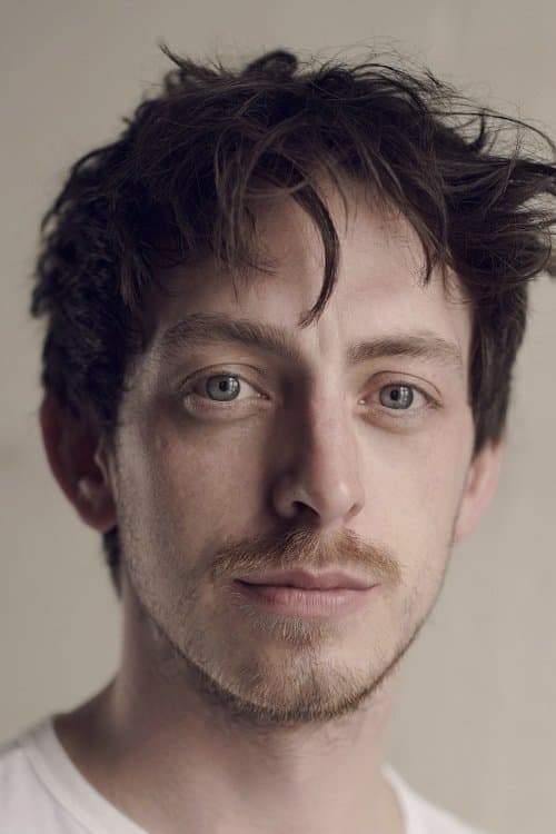 Zachary Hart headshot
