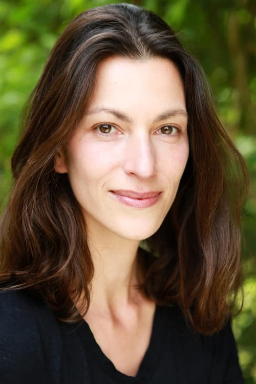 Melanie Gray headshot
