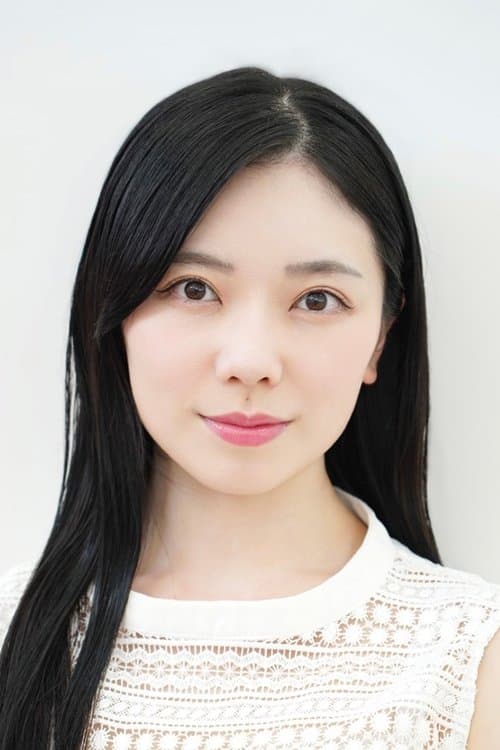 Eimi Hiraoka headshot
