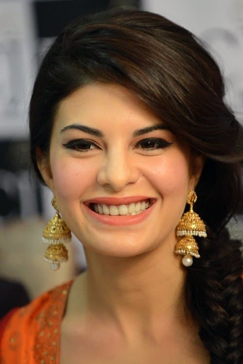Jacqueline Fernandez headshot