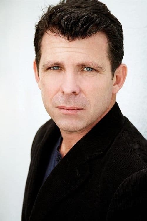 Warwick Young headshot