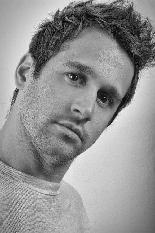 John De Luca headshot