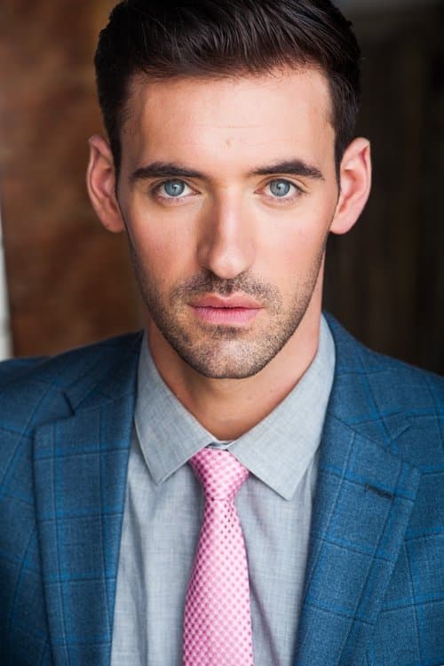 Armen Taylor headshot