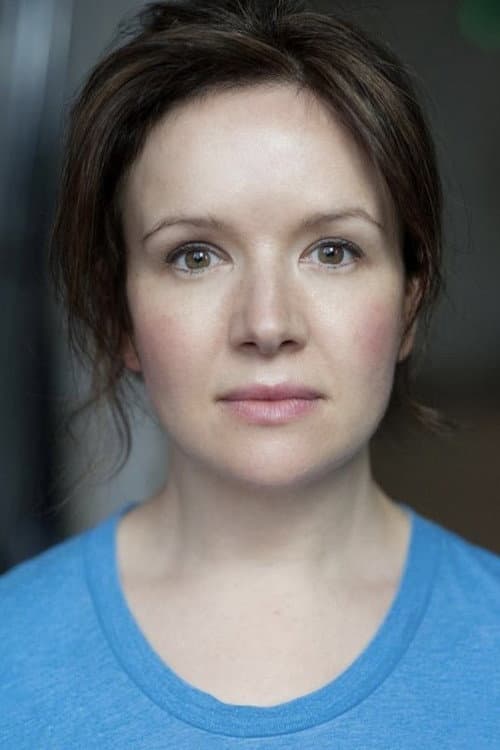 Clare Fraenkel headshot