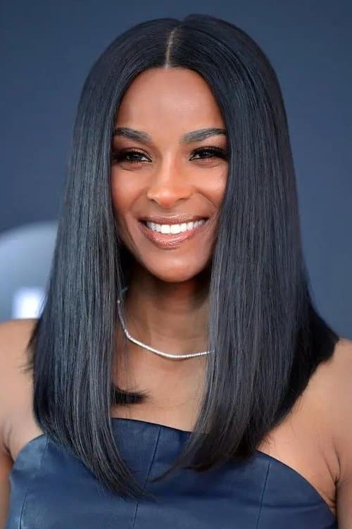 Ciara headshot