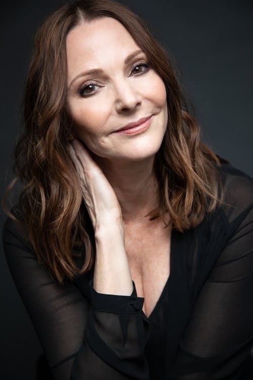 Rebecca Lines headshot