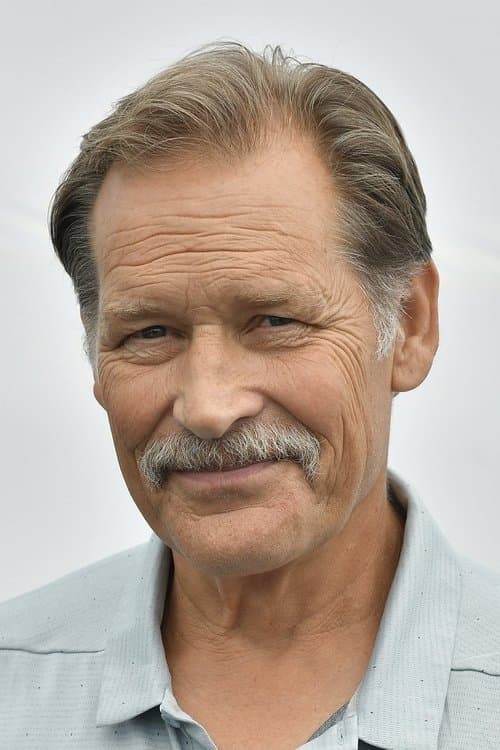 James Remar headshot