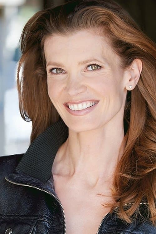 Zehra Leverman headshot