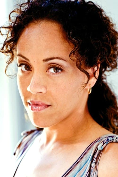 Erika Ringor headshot