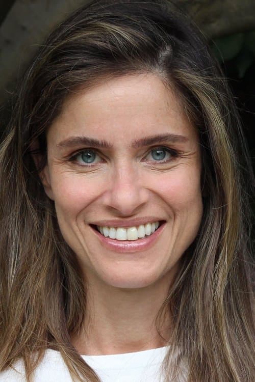 Amanda Peet headshot