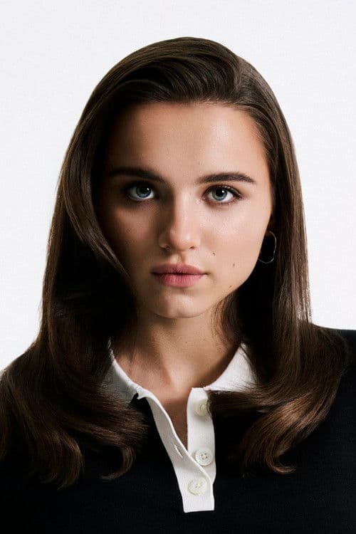 Madeleine McGraw headshot