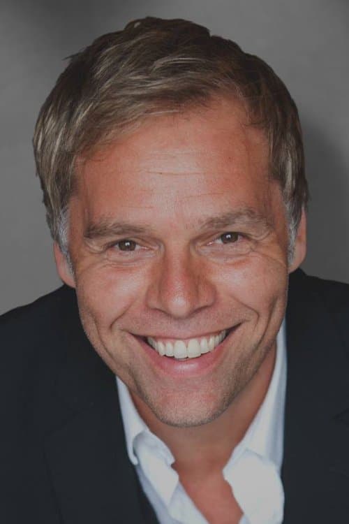 Matthew Harrison headshot