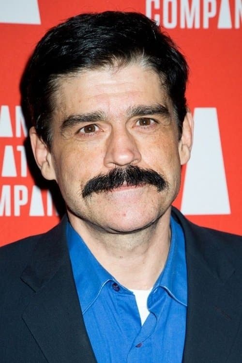 Juan Carlos Hernández headshot