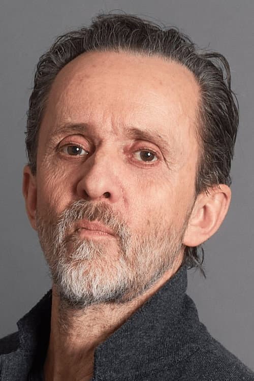 Kim Fupz Aakeson headshot