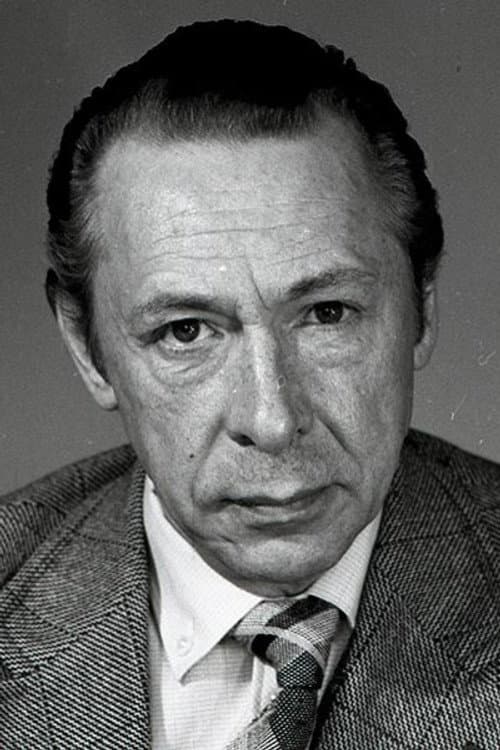 Oleg Efremov headshot