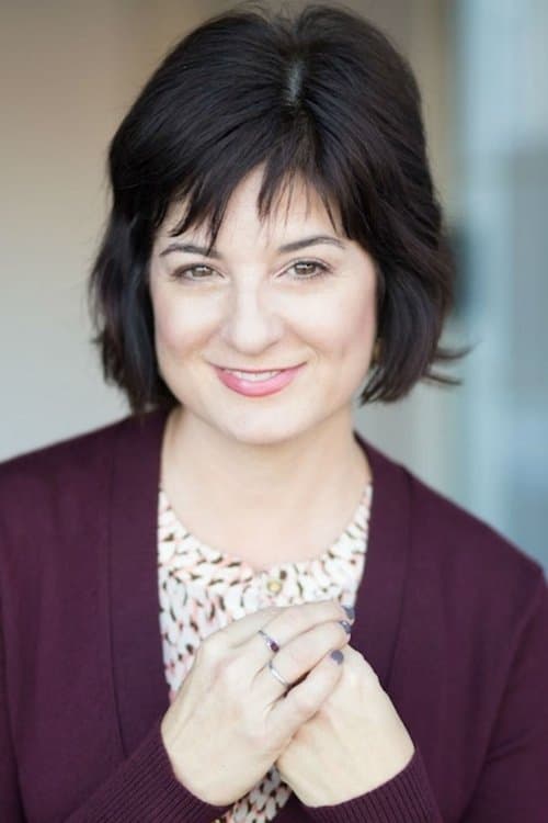 Hope Levy headshot