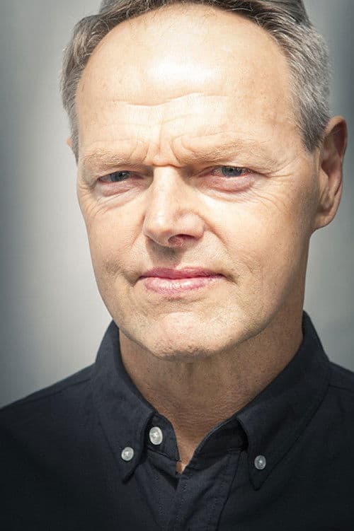 Bruce Hopkins headshot
