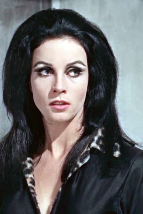 Barbara Angely headshot