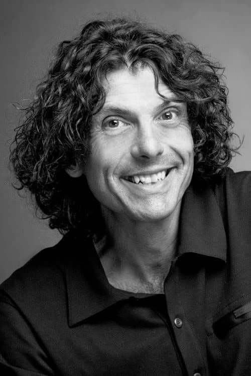 Bojan Bazelli headshot
