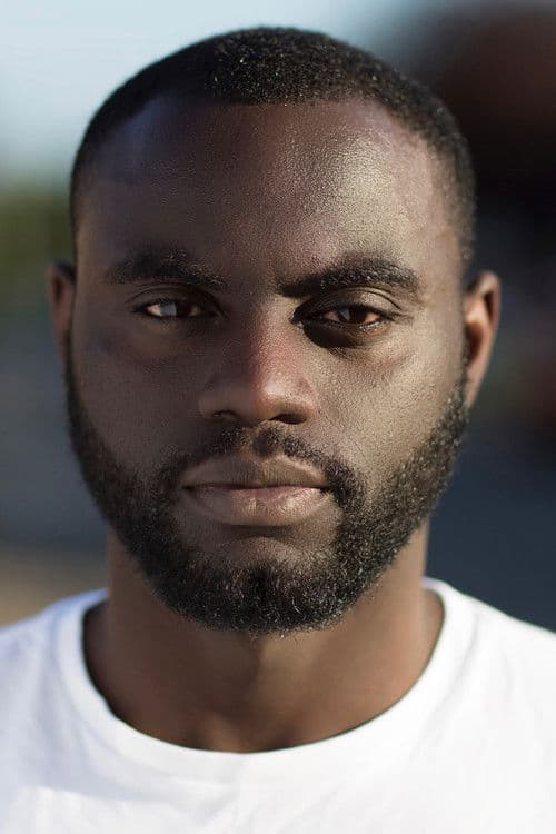 Michael Akinsulire headshot