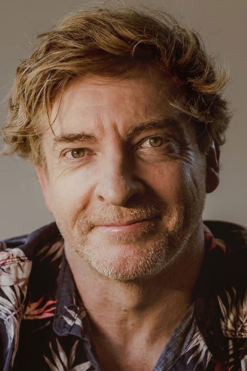 Rhys Darby headshot