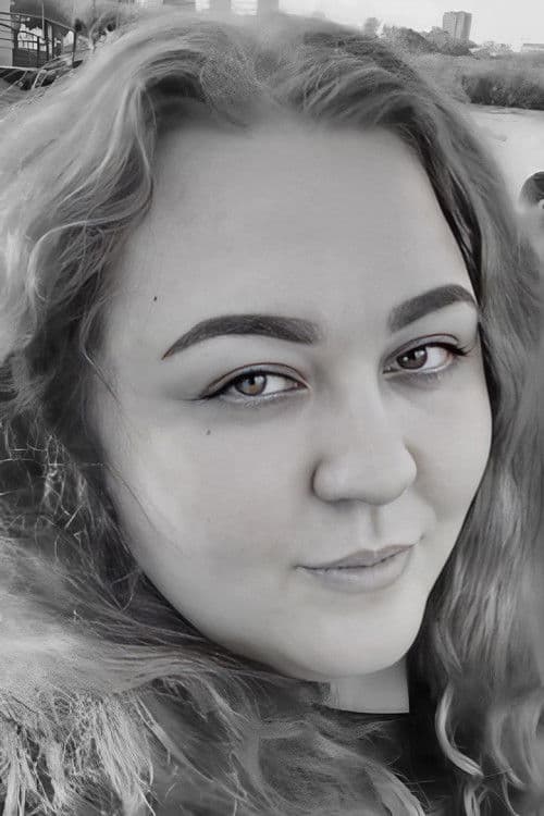 Anna Jane headshot