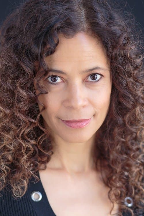 Erica Gimpel headshot