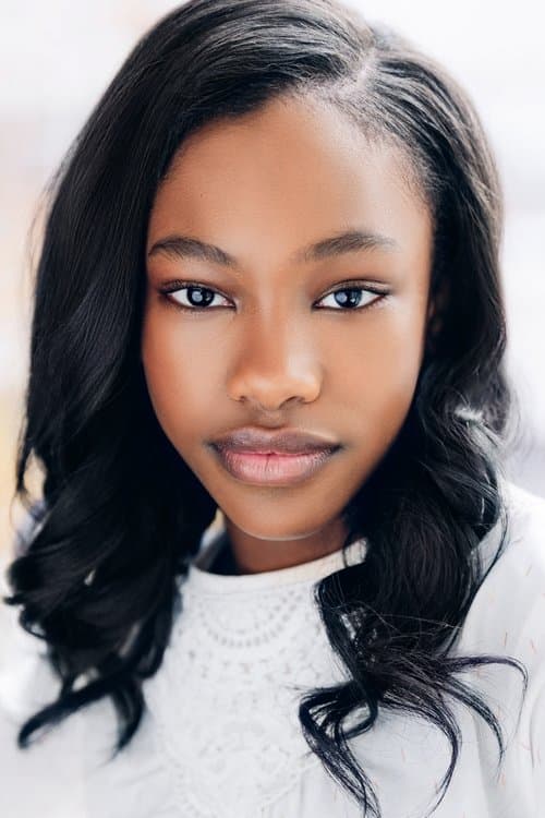 Demi Singleton headshot