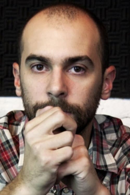 Guzmán García headshot